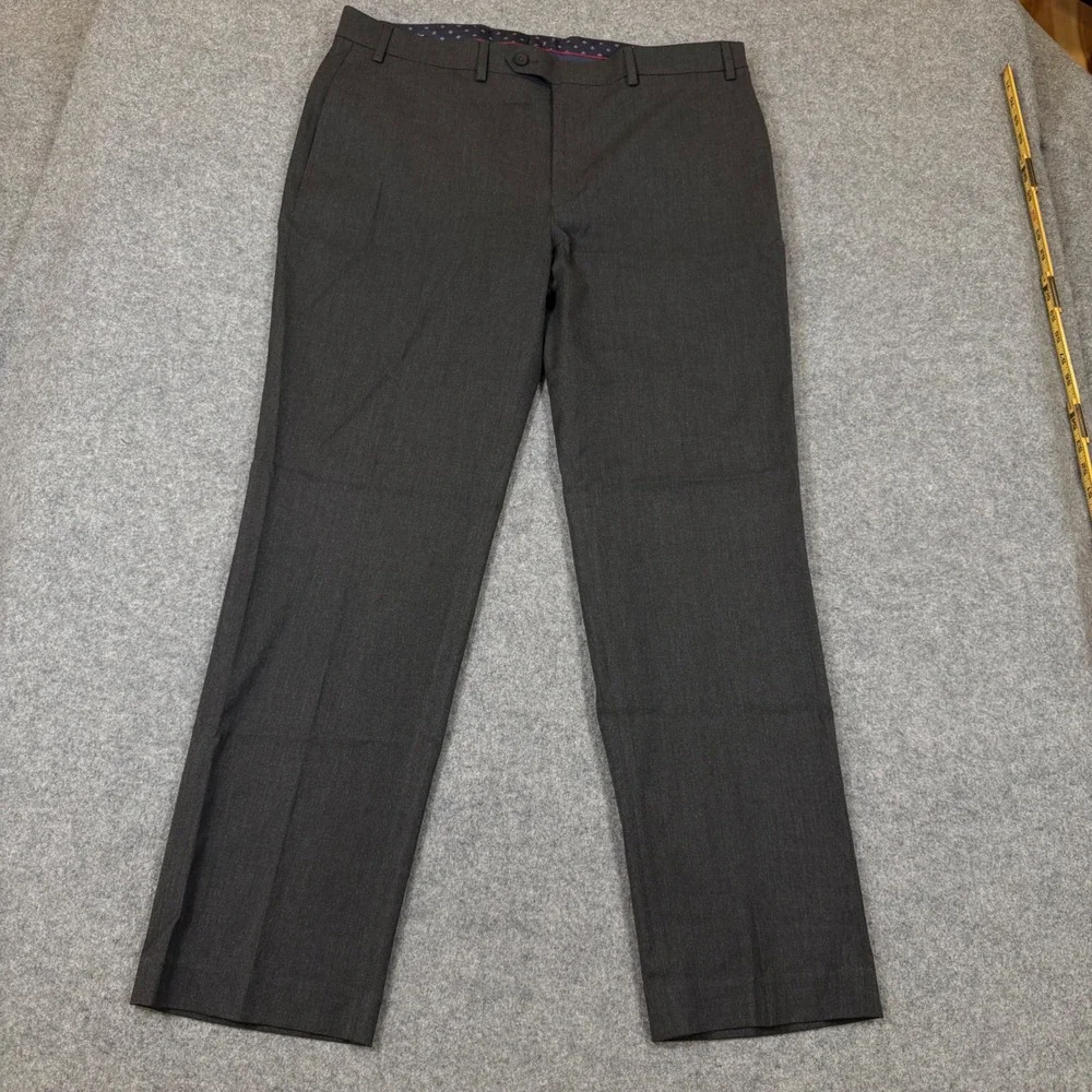 IZOD Mens Charcoal Grey Isaac 2 Piece Suit 42S 36W x 30L Wrinkle Resistant NEW